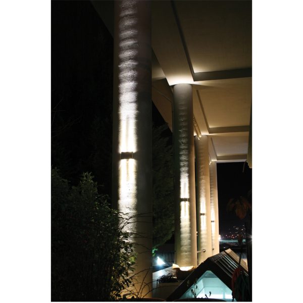 Στεγανό φωτιστικό επίτοιχο 4x1W Curve IP54 10° 230V - Image 3