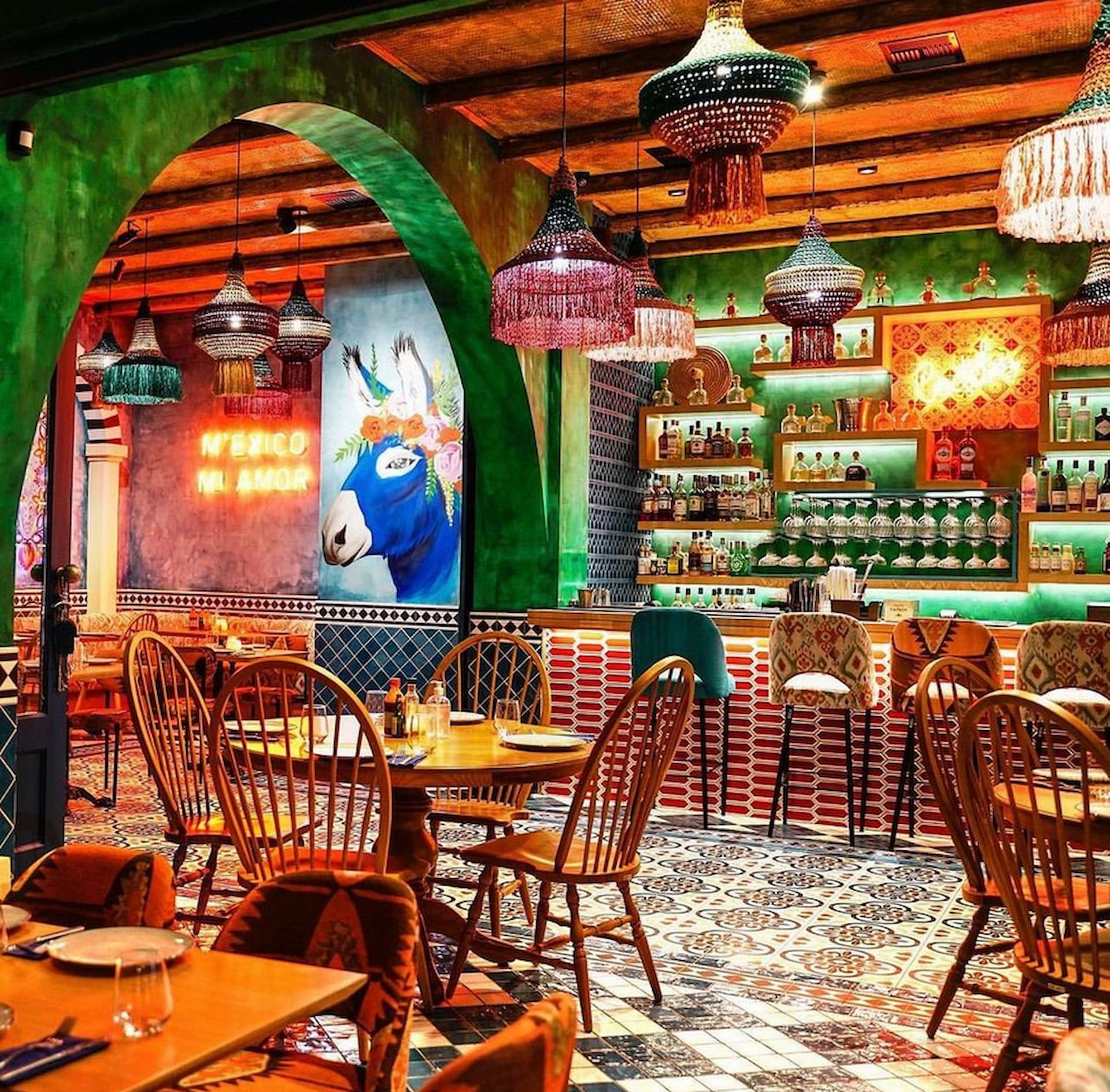Burros Mexican| GK Gekas Ioannina | Γκέκας Ιωάννινα | Ηλεκτρολογικό Υλικό & Φωτισμός | ΓΚΕΚΑΣ ΑΕΒΕ
