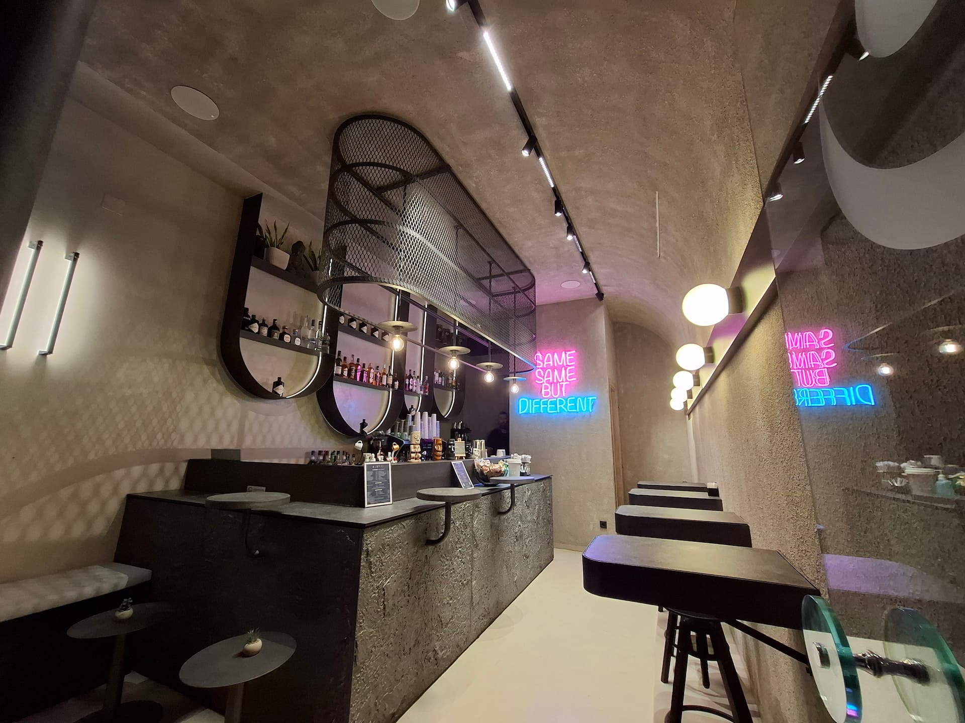 Arco Bar | GK Gekas Ioannina | Γκέκας Ιωάννινα | Ηλεκτρολογικό Υλικό & Φωτισμός | ΓΚΕΚΑΣ ΑΕΒΕ